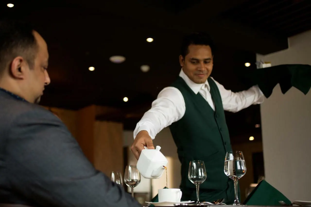 Hotel The Midori By Lakeshore, Gulshan , Dhaka